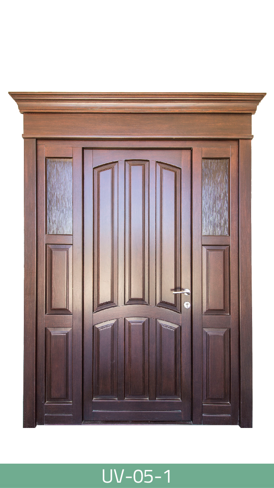 Klasična drvena ulazna vrata